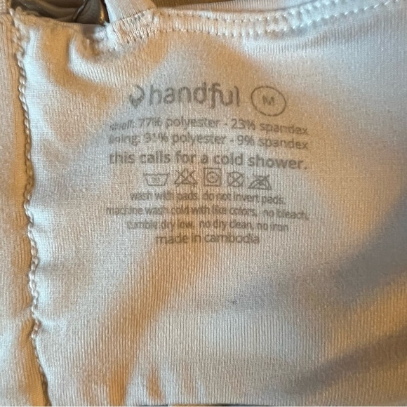 handful Bound & Determined Camouflage Bra size Medium - Picture 4 of 4